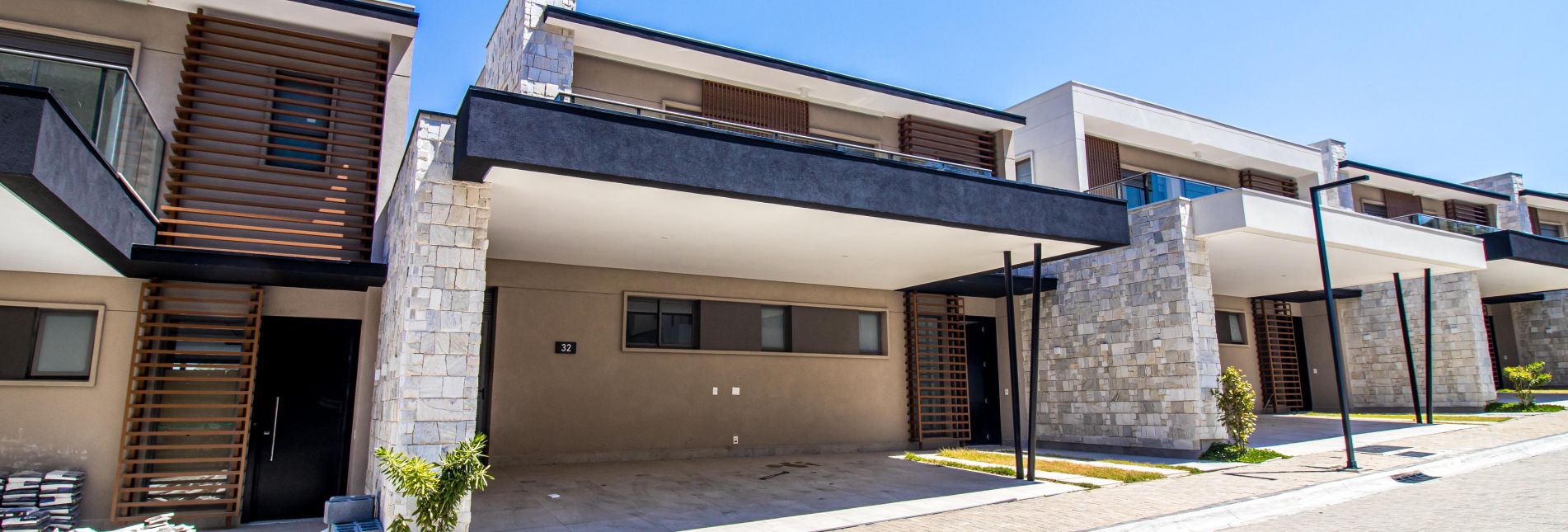 Singular - As Casas Da Mpd